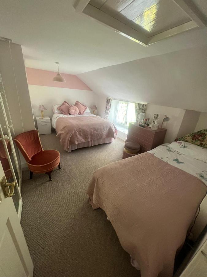 Broadmoor Farm Bed and Breakfast Kilgetty Exteriör bild